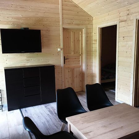 Domki Letniskowe Pod Lasem Koziniec エクステリア 写真