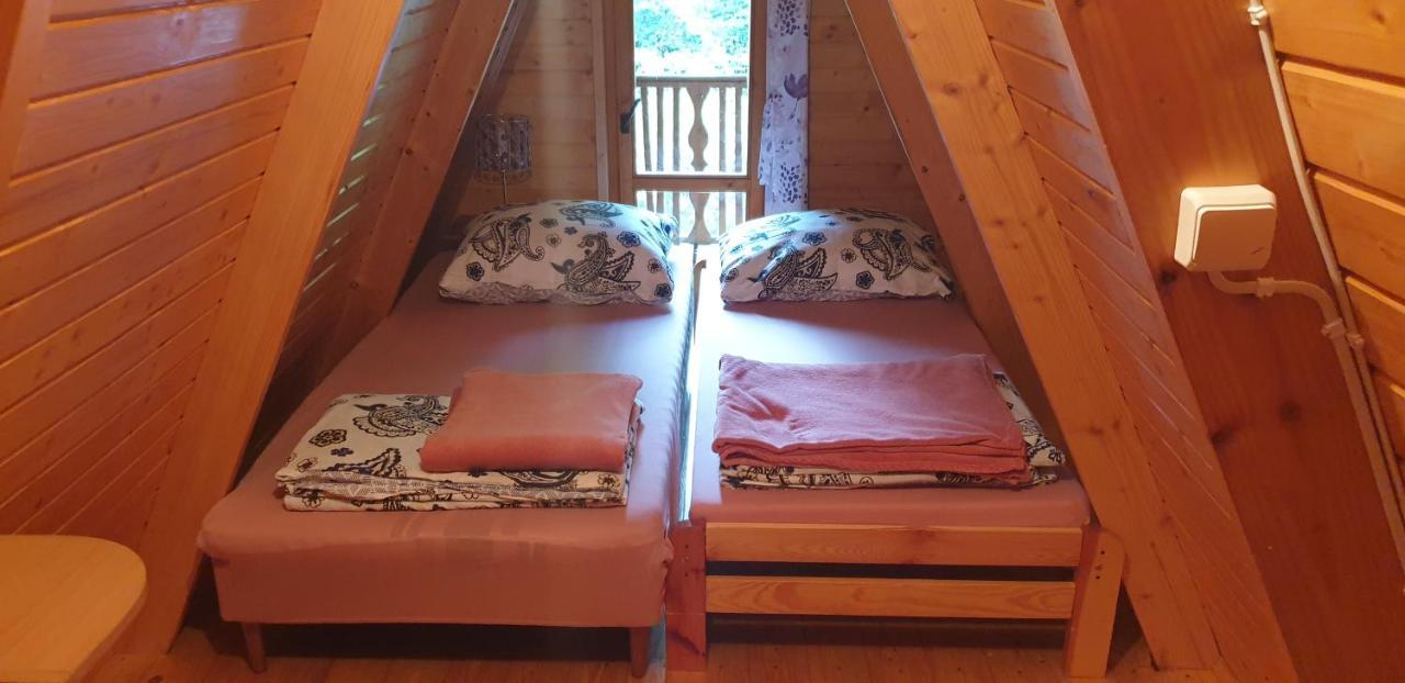 Domki Letniskowe Pod Lasem Koziniec エクステリア 写真