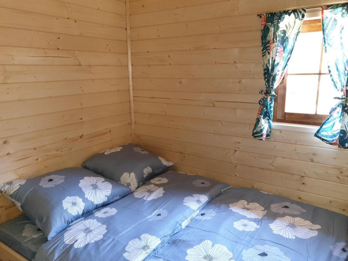 Domki Letniskowe Pod Lasem Koziniec エクステリア 写真